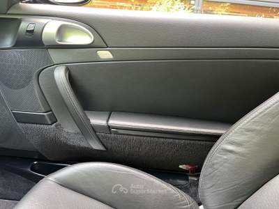 Porsche 911 Carrera 4 tenuta maniacalmente Nero usata Modena