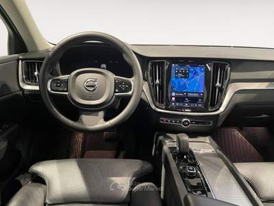 Volvo V60 Cross Country 2.0d b4 197CV Autom. AWD Plus (MHEV) - GANCIO TRAINO Nero usata Ravenna