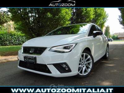 Seat Ibiza Ibiza 1.0 EcoTSI 110 CV DSG 5 porte FR Bianco usata Sant'Ilario d'Enza