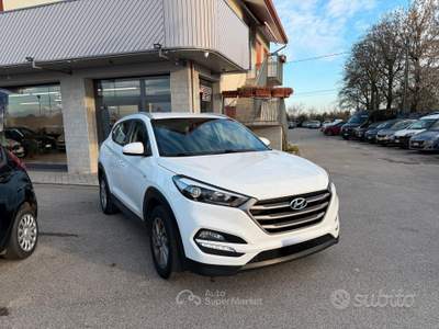 Hyundai Tucson 1.7 Diesel Cambio Automatico Neopat usata Chiarano