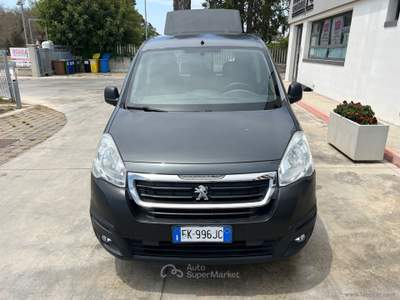 Peugeot Partner Partner BlueHDi 100 ETG6 L1 Furg. Pro Grigio usata Mesagne