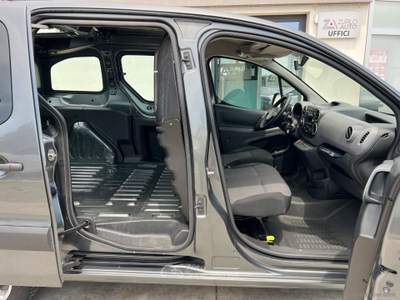 Peugeot Partner Partner BlueHDi 100 ETG6 L1 Furg. Pro Grigio usata Mesagne