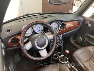 MINI Clubman 1.6 16V One Cabrio NEOPATENTATI, VENTENNALE usata Bulgarograsso