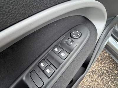 Jeep Avenger 100 CV Longitude usata SESSA AURUNCA
