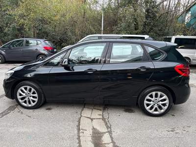 BMW Serie 2 220d 216 220d xDrive Active Tourer Luxury aut. usata Firenze