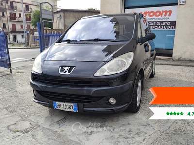 Peugeot 1007 1.4 Happy Nero usata Paola