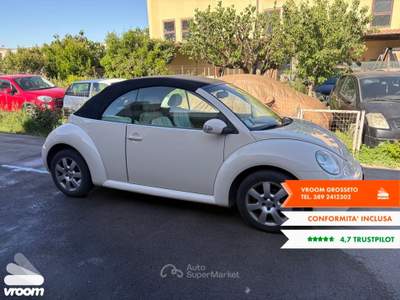 Volkswagen New Beetle 1.6 Cabrio Beige usata Grosseto