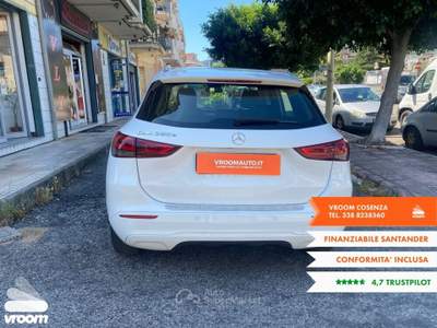 Mercedes-Benz GLA GLA 250 e EQ-Power Automatic Business Extra Bianco usata Rossano Stazione