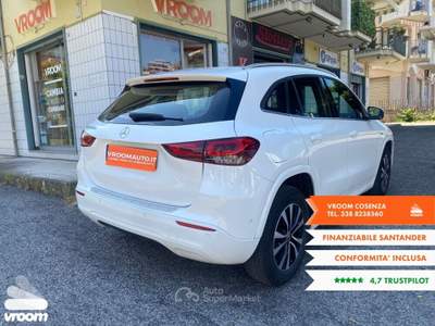 Mercedes-Benz GLA GLA 250 e EQ-Power Automatic Business Extra Bianco usata Rossano Stazione
