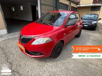Lancia Ypsilon Ypsilon 1.0 FireFly 5 porte S&S Hybrid Ecochic Gold Rosso usata Cologno Monzese