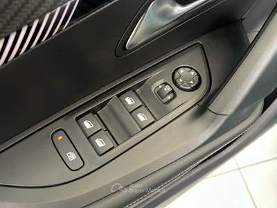 Peugeot 2008 PureTech 100 Allure S/S usata Sava