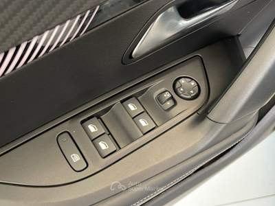 Peugeot 2008 PureTech 100 Allure S/S *213,50 tan 7,99%* Bianco usata Sava