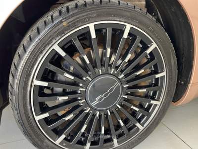 Fiat 500 Elettrica La Prima 3+1 usata Sava