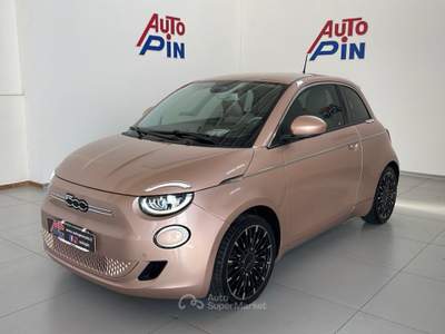 Fiat 500 Elettrica La Prima 3+1 usata Sava