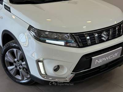 Suzuki Vitara 1.4 Boosterjet Hybrid 2WD Top Bianco usata Caresanablot