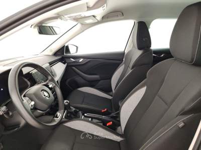 Skoda Kamiq 1.0 TSI Black Dots 70kW Bianco usata Massa