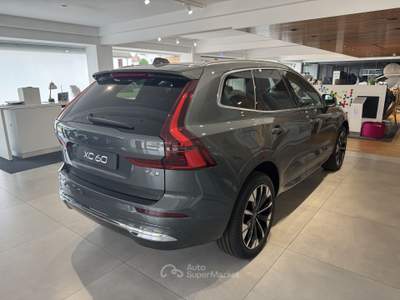 Volvo XC60 T6 Plug-in AWD auto Plus Bright - PREZZO DI LISTINO 78151€!!! Verde usata Forlì
