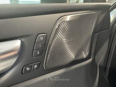 Volvo XC60 T6 Plug-in AWD auto Plus Bright - PREZZO DI LISTINO 78151€!!! Verde usata Forlì