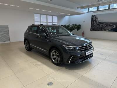Volkswagen Tiguan 2.0 TDI SCR 110KWR-Line DSG Grigio usata Forlì