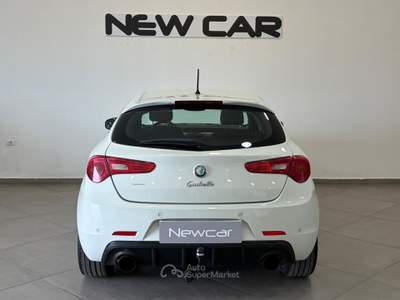 Alfa Romeo Giulietta Giulietta 1.4 t. Distinctive 120cv Bianco usata Caresanablot