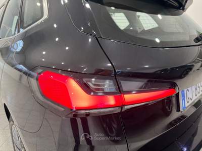 BMW Serie 5 518i 2er Active Tourer 218d Luxury 150cv Nero usata Caresanablot