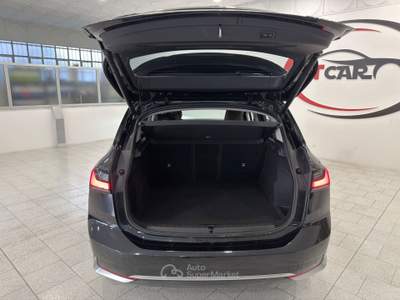 BMW Serie 5 518i 2er Active Tourer 218d Luxury 150cv Nero usata Caresanablot