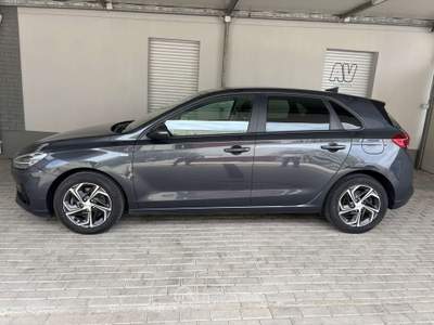 Hyundai i30 i30 III  5p 1.0 t-gdi 48V Prime Safety Plus Pack 120cv Grigio usata Oleggio