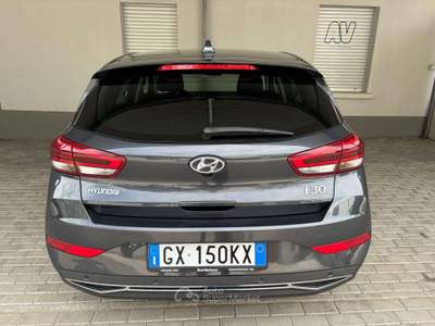 Hyundai i30 i30 III  5p 1.0 t-gdi 48V Prime Safety Plus Pack 120cv Grigio usata Oleggio
