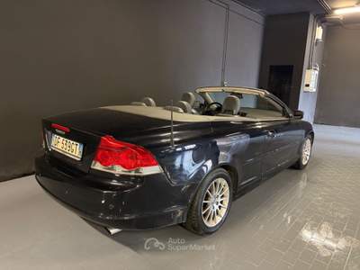 Volvo C70 D5 20V Momentum Nero usata Bruino