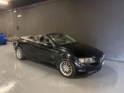 Volvo C70 D5 20V Momentum Nero usata Bruino