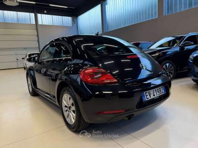 Volkswagen Maggiolino 1.6 tdi 105cv Nero usata Merano