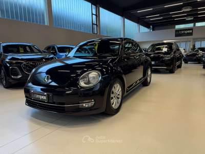 Volkswagen Maggiolino 1.6 tdi 105cv Nero usata Merano