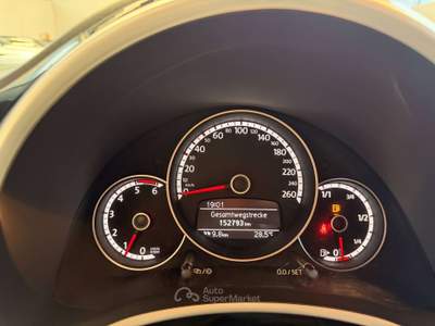 Volkswagen Maggiolino 1.6 tdi 105cv Nero usata Merano