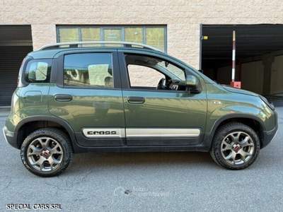 Fiat Panda 1.3 Multijet Cross 4x4 Verde usata Formello