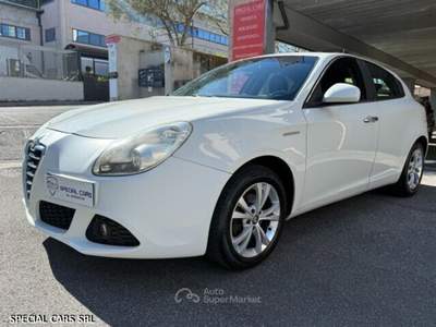 Alfa Romeo Giulietta 1.6 JTDm-2 Distinctive Gancio Bianco usata Formello
