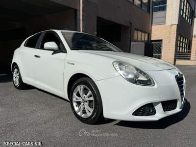 Alfa Romeo Giulietta 1.6 JTDm-2 Distinctive Gancio Bianco usata Formello