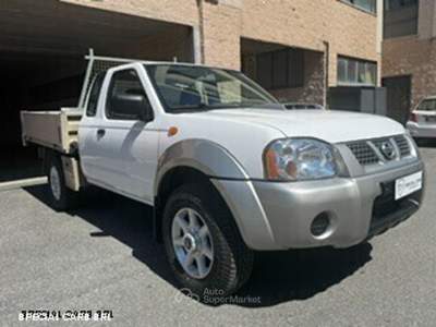 Nissan NP300 Dci King Cab Gancio traino Bianco usata Formello