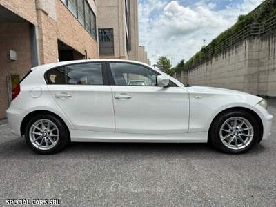 BMW Serie 1 118d 118d Futura 143cv. Bianco usata Formello