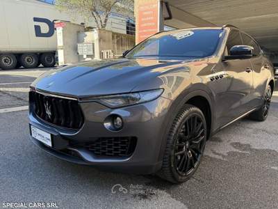 Maserati Levante 3.0 V6 Diesel GranSport Grigio usata Formello