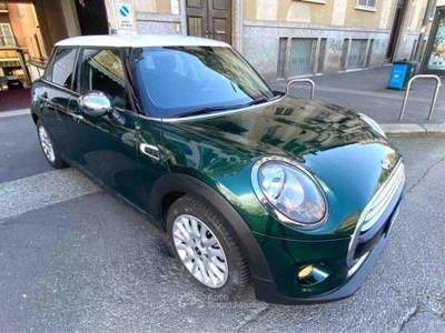 MINI 1.5 Cooper D Hype 5 Mini 1.5 Business 5p autom. PREZZO REALE NO PROMO Verde usata Milano