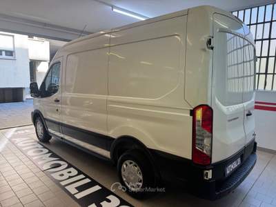 Ford Transit 310 2.0TDCi EcoBlue L2 H2 Furgone Trend Bianco usata Torino