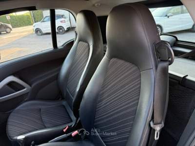 Smart ForTwo 40 kW coupé pulse cdi Nero usata Pietrasanta