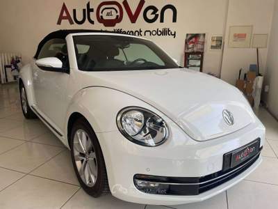 Volkswagen Maggiolino Maggiolino Cabrio 1.2 tsi Design 105cv usata Lonate Pozzolo