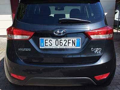 Hyundai ix20 Hyundai ix20 1.4 crdi 77 cv comfort 01/2011 263.000 Nero usata Scandiano