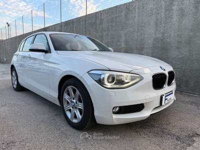 BMW Serie 1 118d 118d 5p. Sport,Climatronic bizona,Xeno+Led,cerchi in lega,sensori di parcheggio,ecc. Bianco usata San Michele Salentino