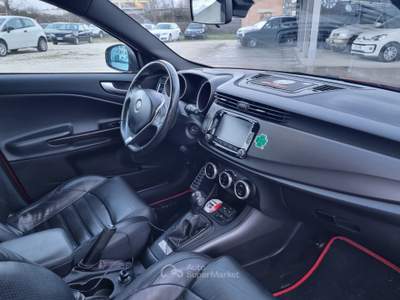 Alfa Romeo Giulietta Tagliandi certificati sostituita frizione usata Todi
