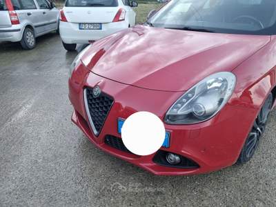 Alfa Romeo Giulietta Tagliandi certificati sostituita frizione usata Todi