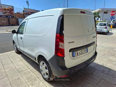 Dacia Dokker 1.5 dCi 90cv Furgone 2019 Bianco usata Cerignola