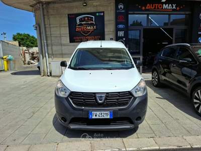 Dacia Dokker 1.5 dCi 90cv Furgone 2019 Bianco usata Cerignola