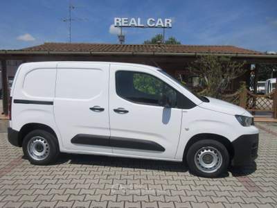 Peugeot Partner 1.5 hdi 75cv PASSO CORTO TETTO BASSO Bianco usata Medolla